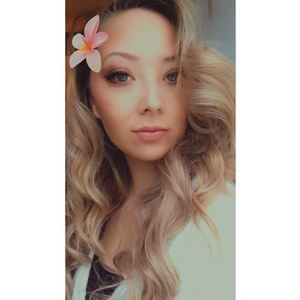 Meet your Posher, Kellie